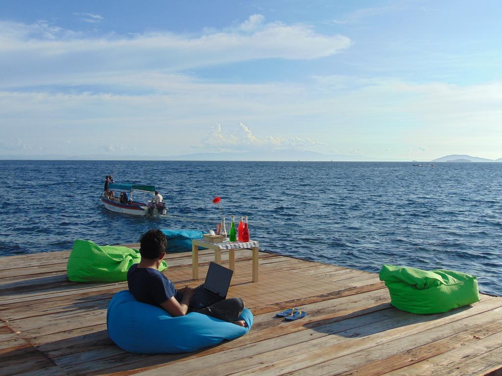 Hamueco Dive Resort Raja Ampat Рабия Экстерьер фото